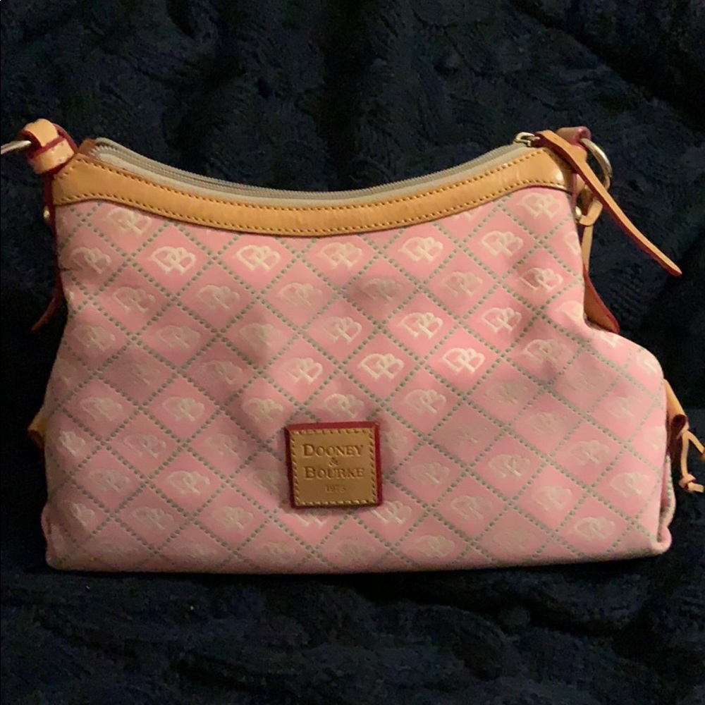 Dooney & Bourke